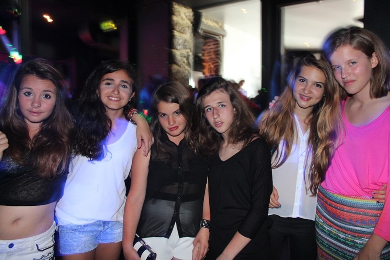 Village Camps International Summer Camp Leysin, Switzerland 2025-08-09 https://www.villagecamps.com/journals_admin/images/682-17-disco (52).jpg